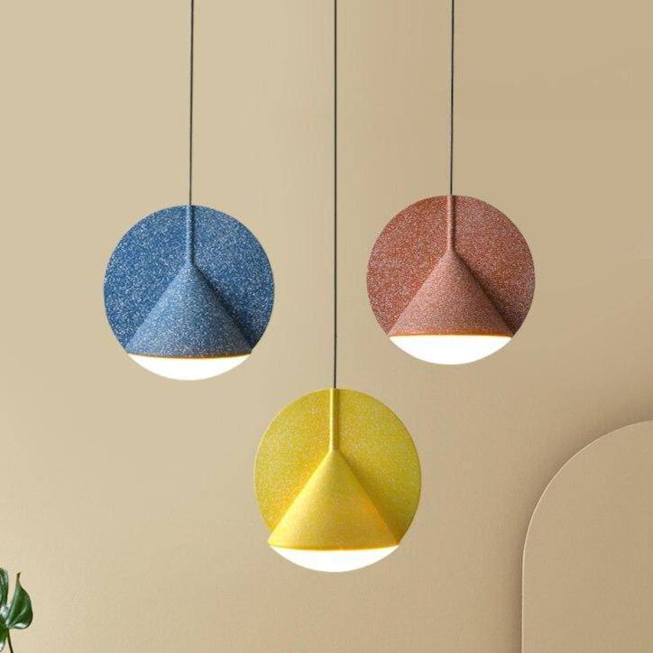 Suspension design à LED avec abat-jour disque coloré Creative