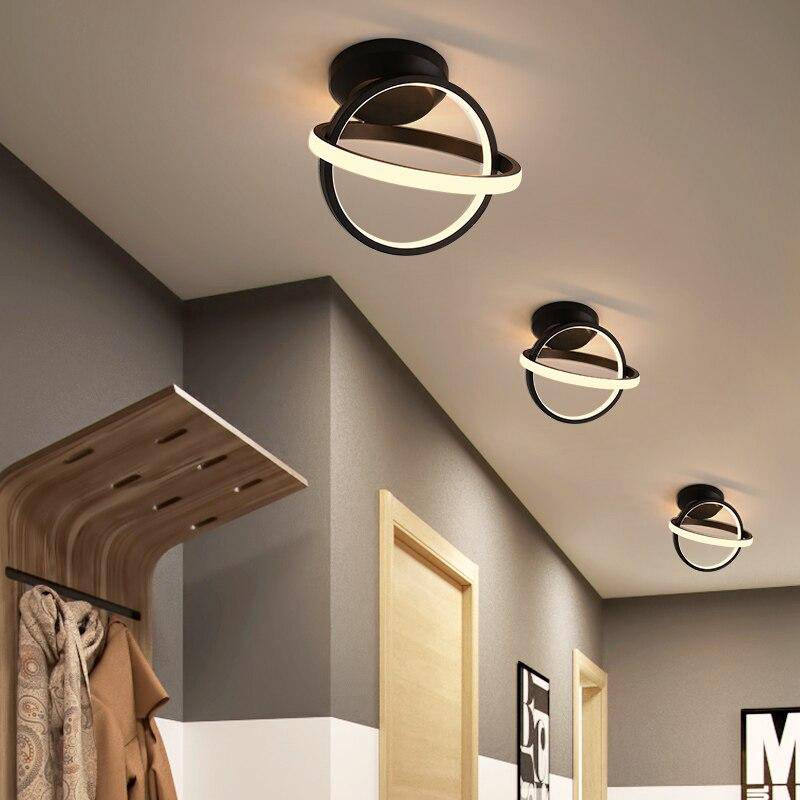 Moderna lámpara de techo LED con discos de luz metálicos