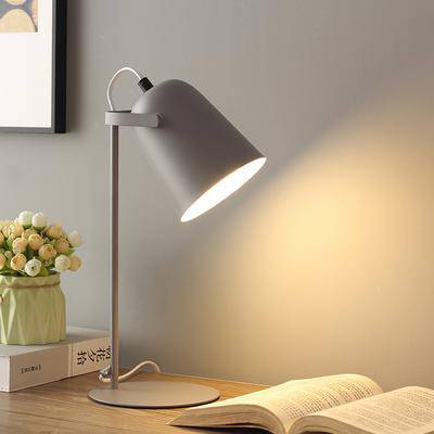Lampe de bureau ou chevet coloré design orientable Turnable