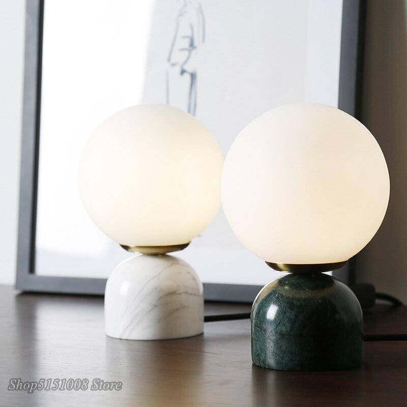 Lampe de bureau ou chevet à LED avec support façon marbre - vue 2 sur 7