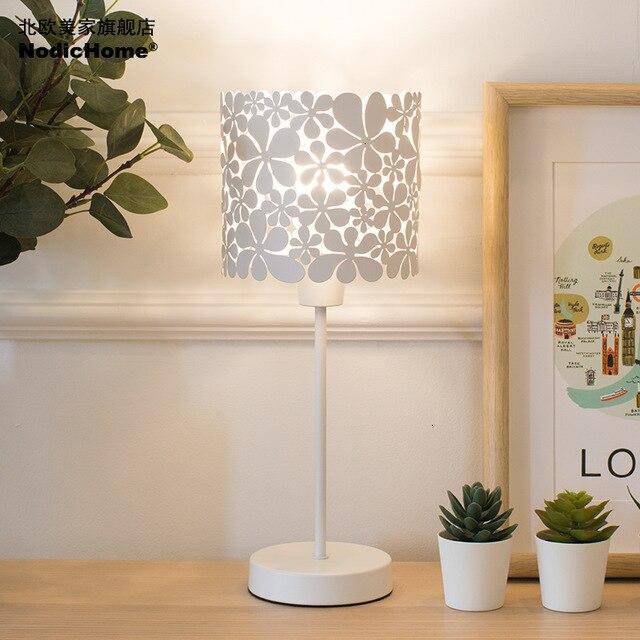 Lampe de chevet LED blanche avec abat-jour rond Kids