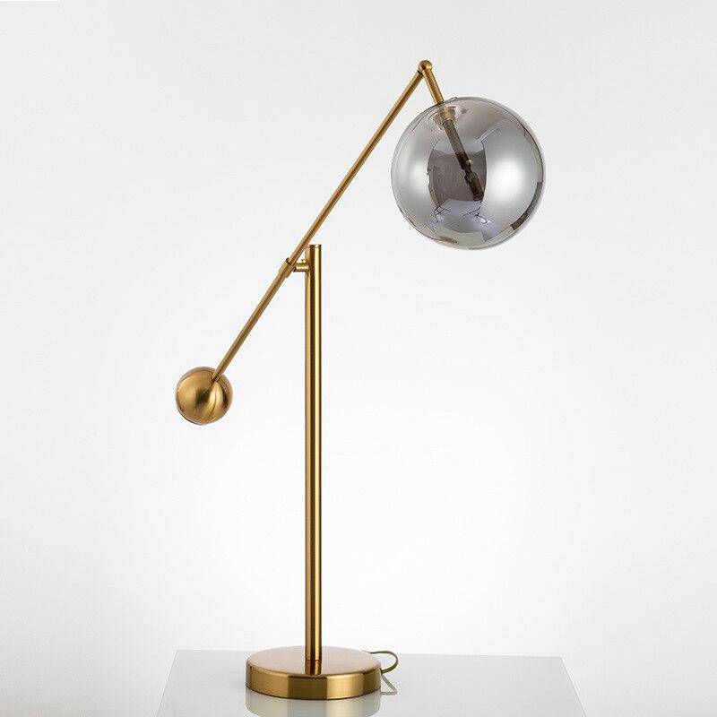 Lampe de bureau design ajustable doré Model