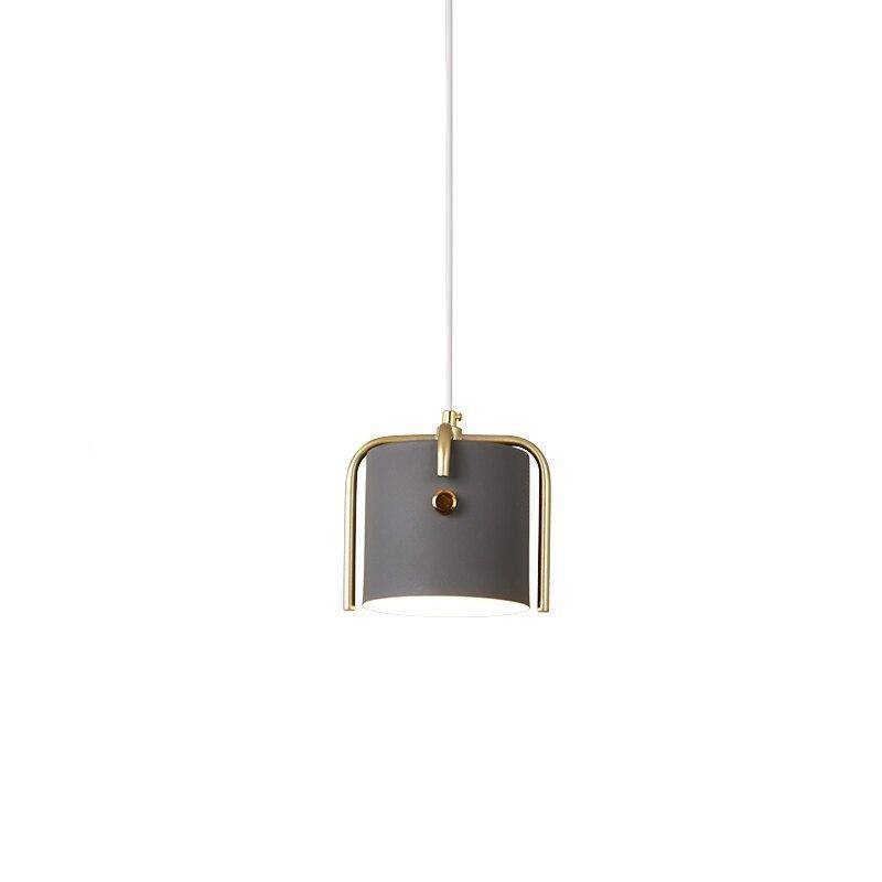 Suspension design LED avec abat-jour en métal coloré style Macaron