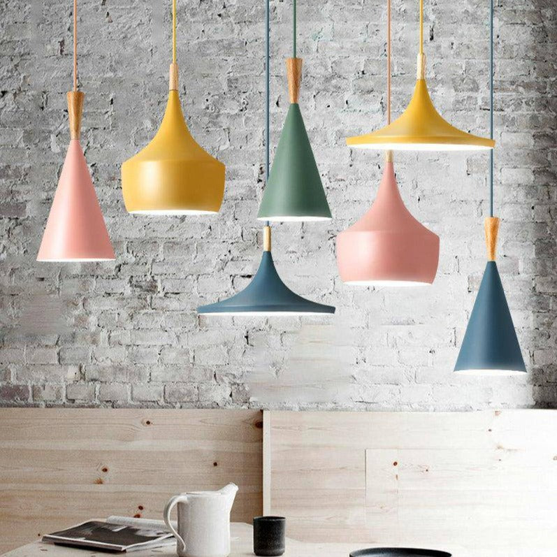 pendant light Wooden and colored metal LEDs (various shapes)