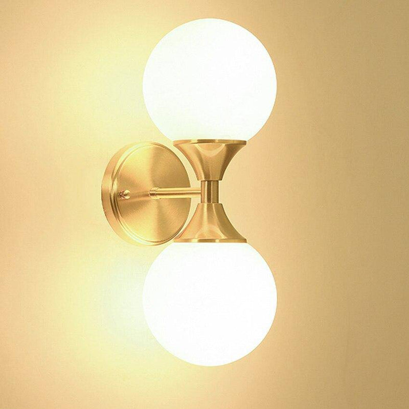 Lámpara de pared design con LED dorado y bola de cristal Lujo