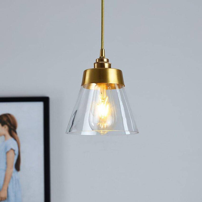 Suspension design LED dorée et abat-jour en verre luxury