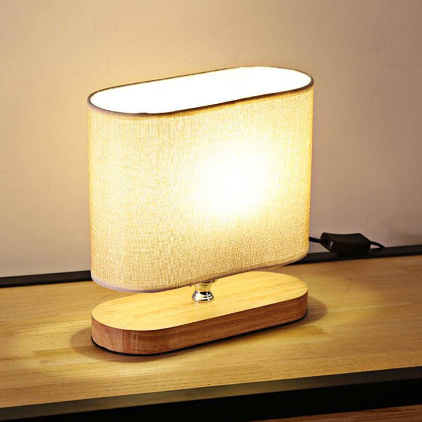 Lampe de chevet en bois et abat-jour en tissu ovale - vue 4 sur 5