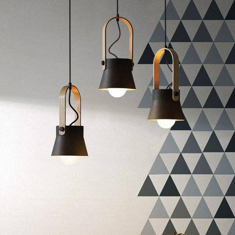 Lámpara de suspensión mango de metal y madera estilo industrial