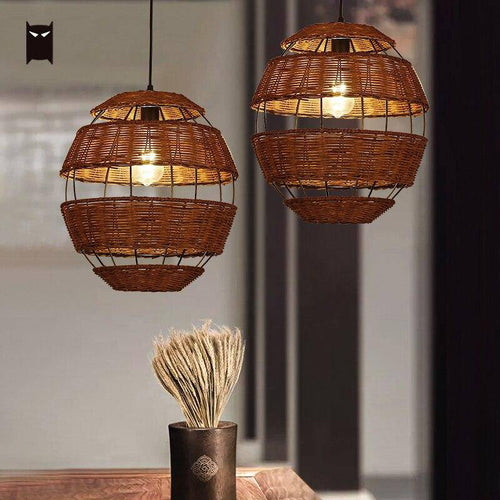 Suspension rustique LED en forme d'oeuf en rotin Rata
