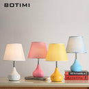 Lampe de chevet LED avec abat-jour et socle coloré Kids
