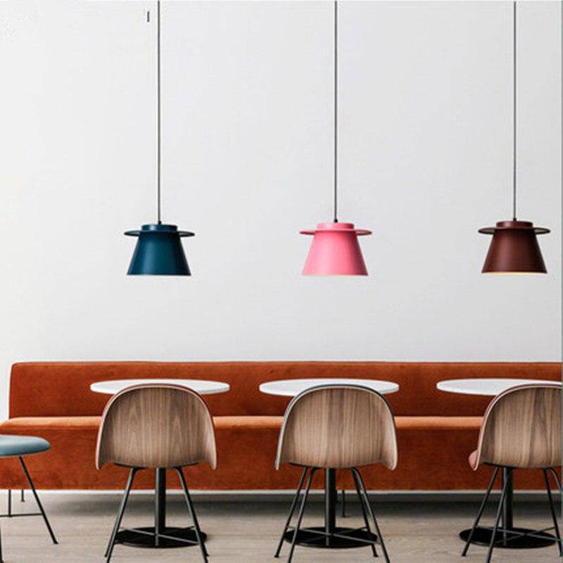 Suspension design LED à l'abat-jour en acier coloré Shine