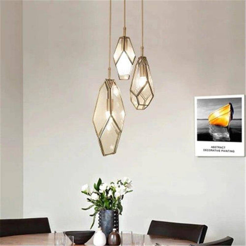 Suspension design dorée en métal et verre de plusieurs formes - vue 3 sur 9
