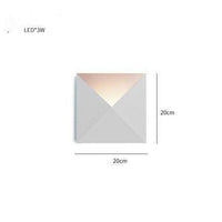 Applique murale design moderne carré et triangle Aisle