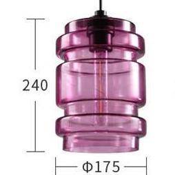 Suspension de plusieurs formes en verre coloré Stained