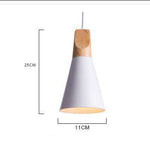 Suspension en bois et aluminum en forme de cone