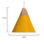 Suspension en bois et aluminum en forme de cone