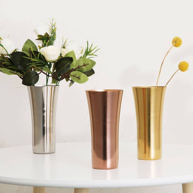Design vase gold steel