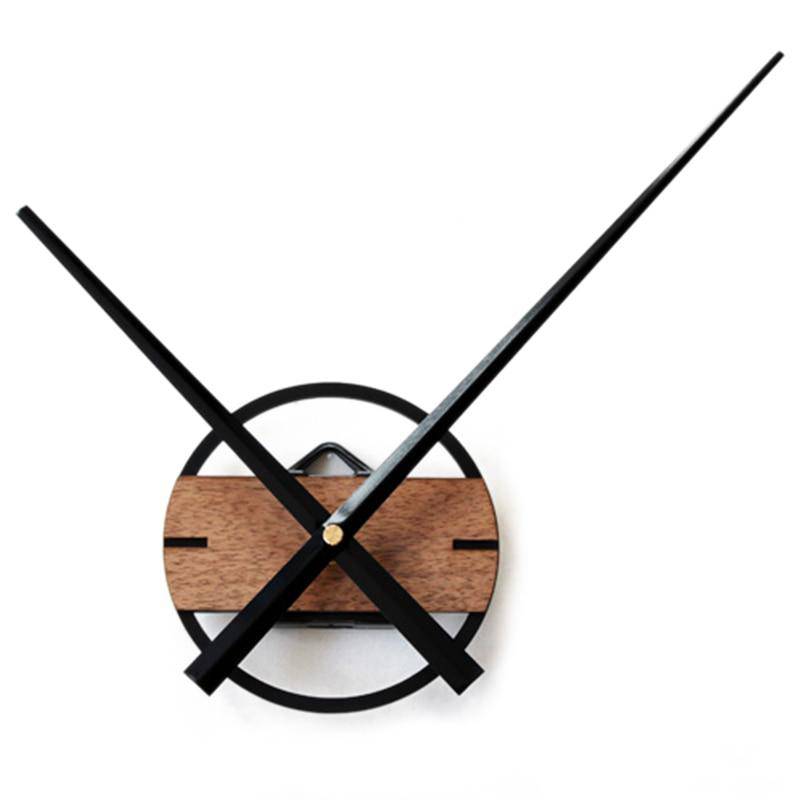 Horloge murale avec aiguilles colorées et base en bois Pointer
