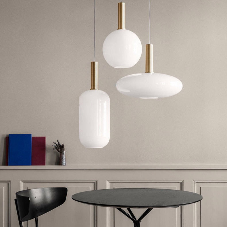 Suspension moderne ovale en verre blanc Valette