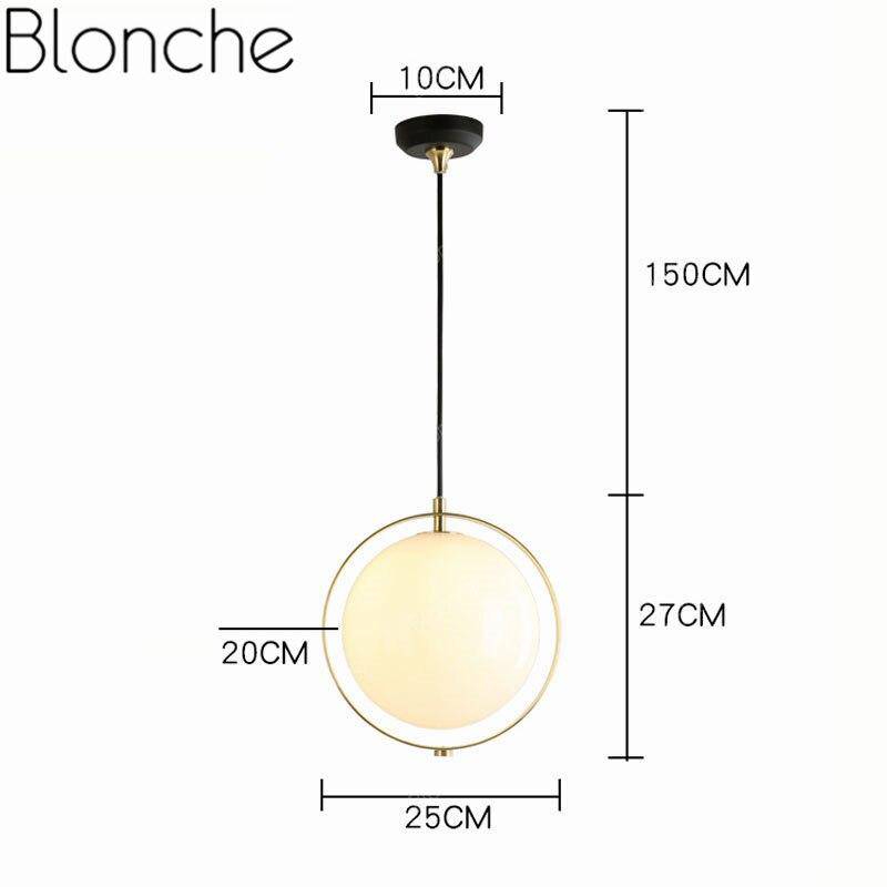 Suspension design LED avec cercle doré et boule en verre