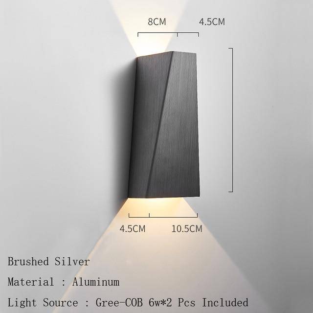 Lámpara de pared design en estilo geométrico de metal cepillado