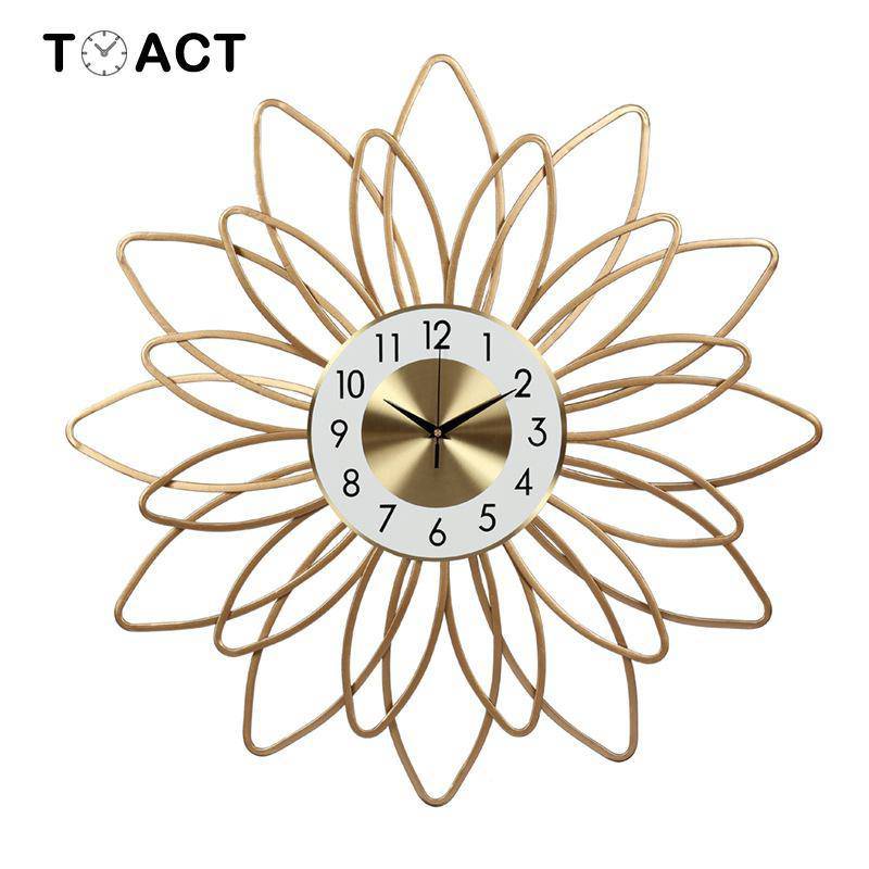 Horloge murale en forme de fleur en métal doré 54cm Extra