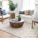 Tapis rectangle berbère blanc à motifs carreaux en relief et franges