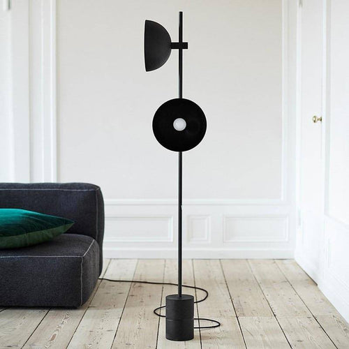 Lampadaire moderne LED avec tige et abat-jour métal noir