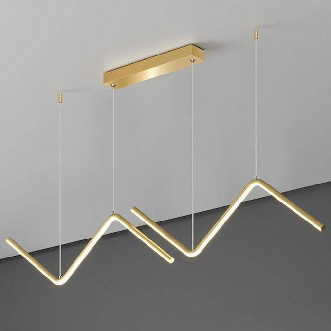 Lustre design LED en métal avec formes triangulaires modernes