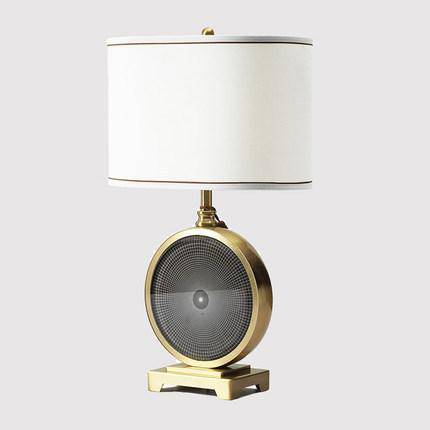 Lampe à poser design LED dorée avec abat-jour Monma - vue 2 sur 4