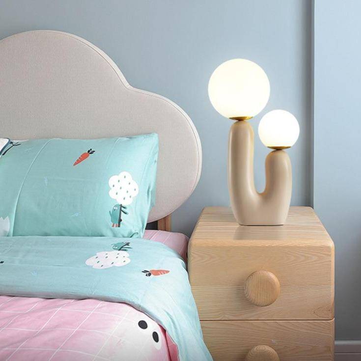 Lampe de chevet design LED en résine rose et double boule en verre