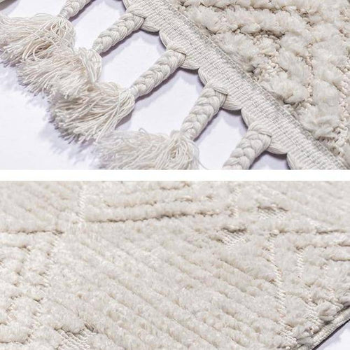 Tapis rectangle berbère blanc à motifs carreaux en relief et franges