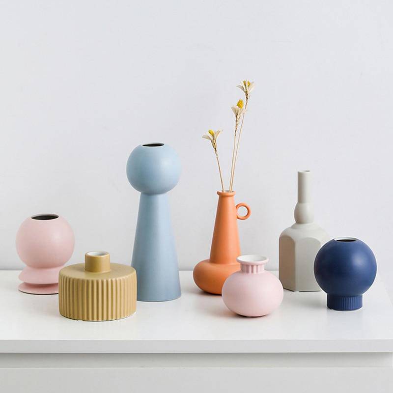 Vase design en céramique colorée style Bonsai