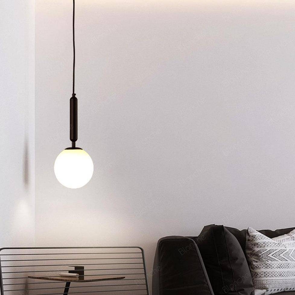 Suspension design LED avec tube en acier et sphère en verre Luxury - vue 2 sur 8