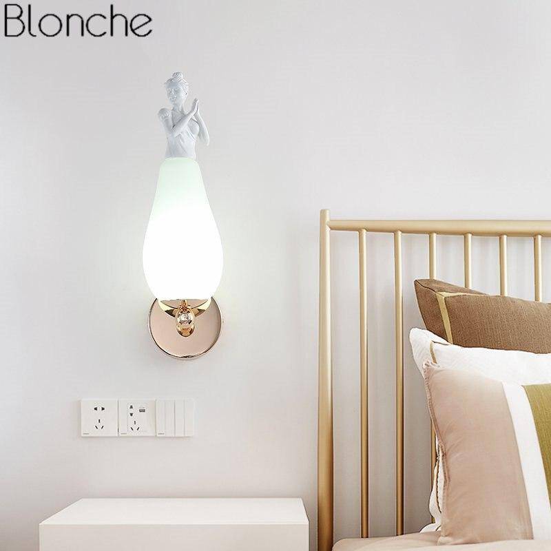 Applique murale design à LED en métal avec abat-jour blanc style Ange - vue 4 sur 5