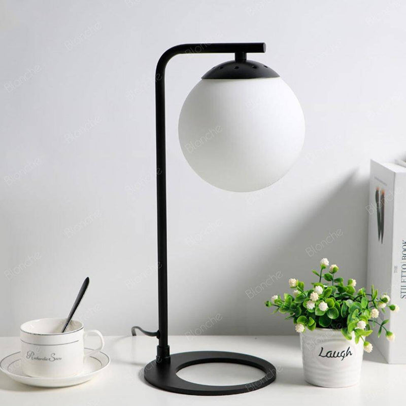 Lampe à poser design LED en métal et boule en verre Sofa