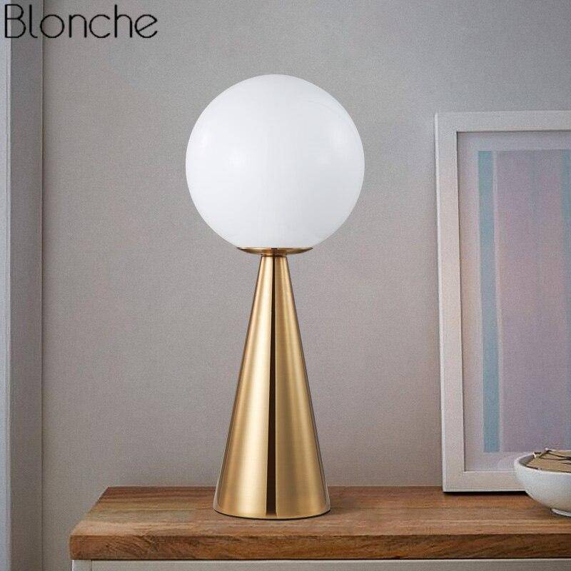 Lampe à poser design LED conique avec boule en verre