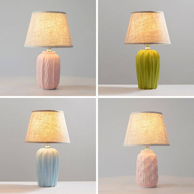 Lampe à poser moderne LED avec socle céramique coloré et abat-jour tissu