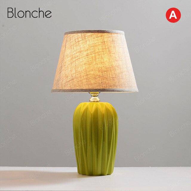 Lampe à poser moderne LED avec socle céramique coloré et abat-jour tissu