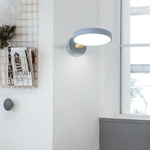 Applique murale scandinave LED circulaire et détails en bois Cesia