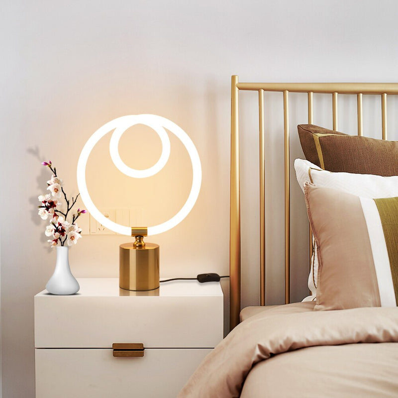 Moderna lámpara de mesa LED con anillos luminosos Severina