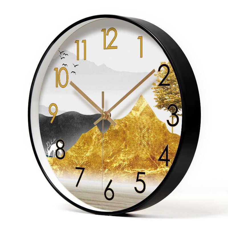 Round wall clock with mountain designs