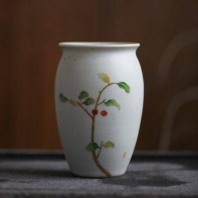 White ceramic vase Flower style