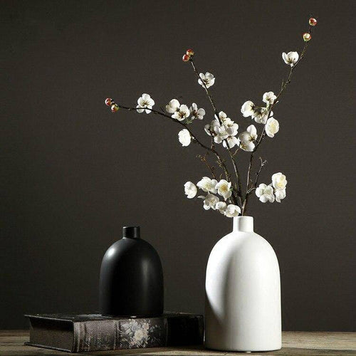 Vase design en céramique style Japan Artist