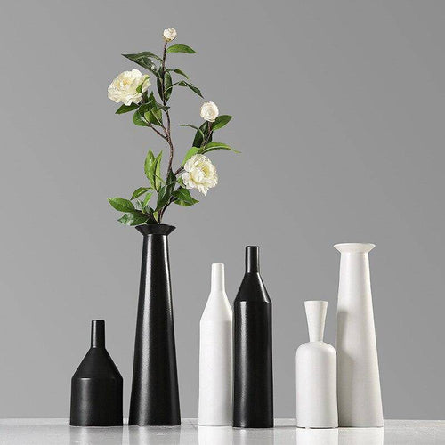 Vase design en céramique style japonais Zen