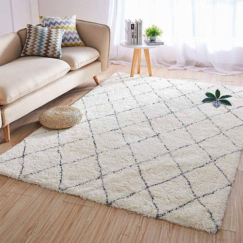 Tapis shaggy rectangle blanc à quadrillage noirs