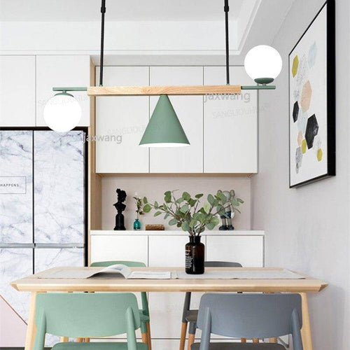 Suspension design à LED avec boules en verre et abat-jour triangle Loft - vue 4 sur 7