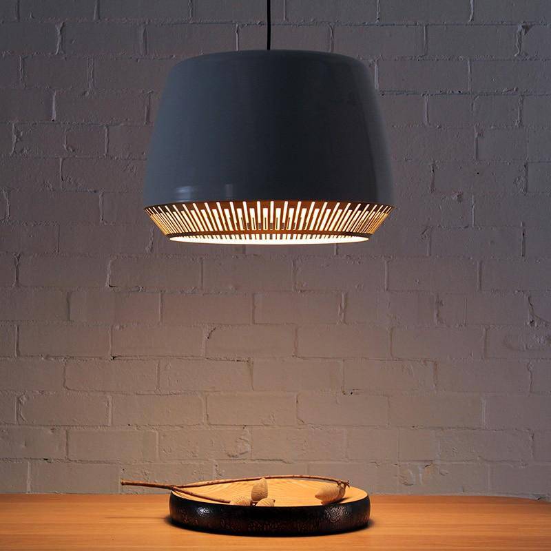 Suspension design à LED en métal coloré Lofy