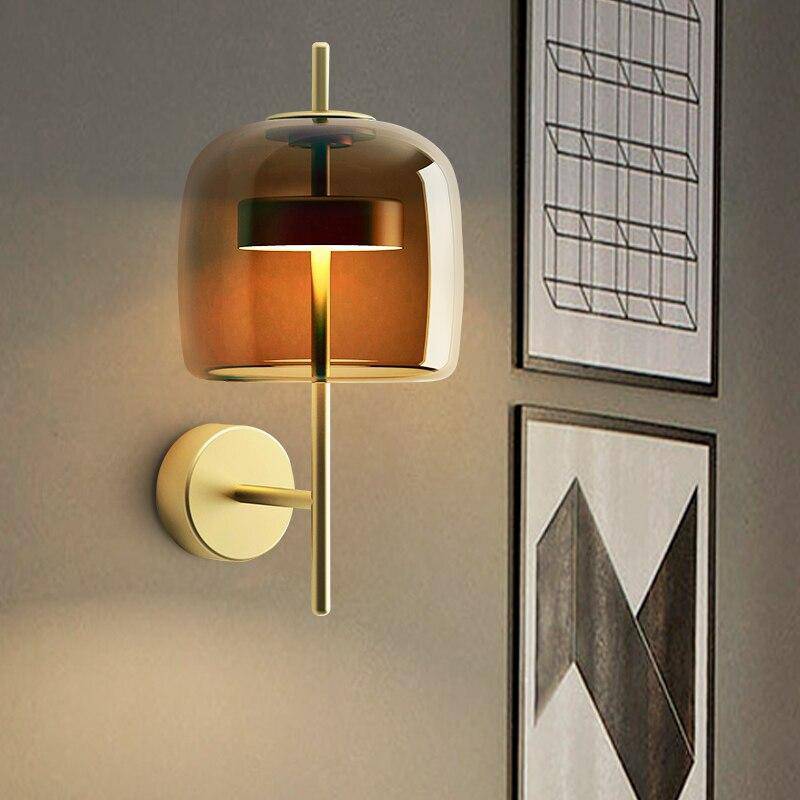 Lámpara de pared design LED en metal dorado y bola de cristal ahumado
