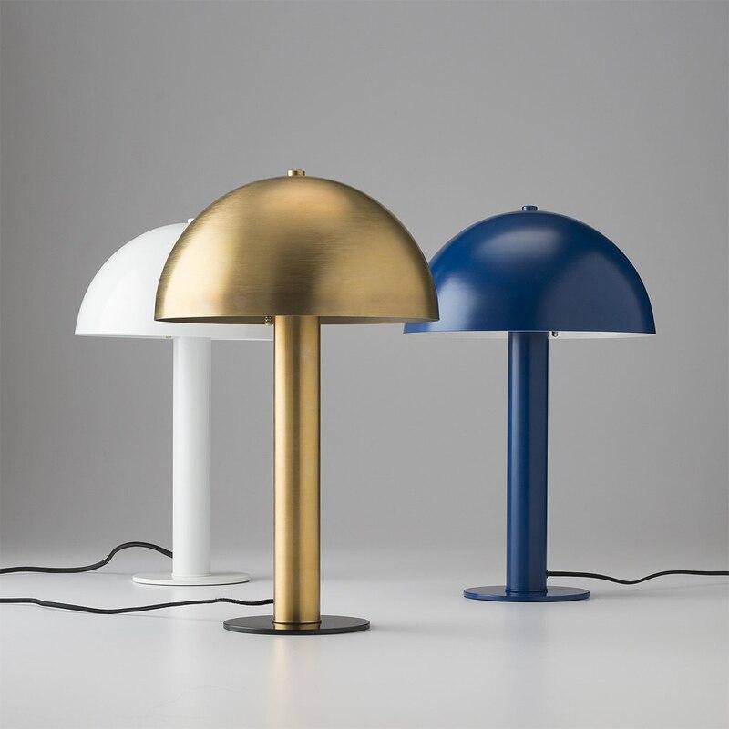 Lampe à poser design LED en métal style Mushroom